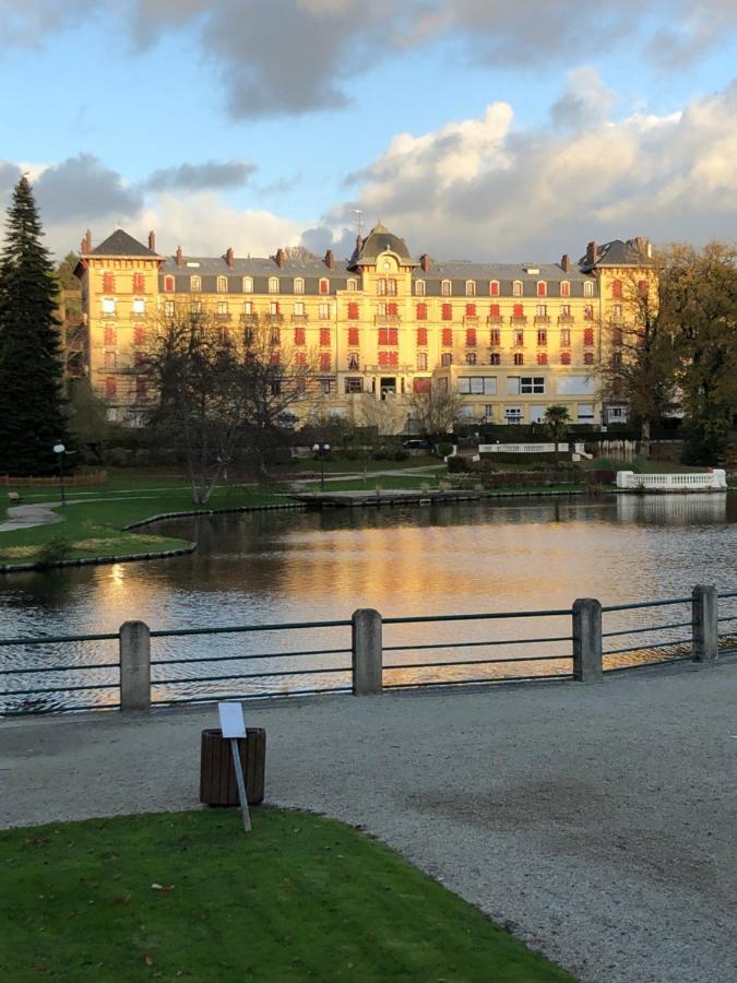 Bed and Breakfast Manoir De La Prise Tarot Bagnoles de l'Orne Normandie Esterno foto